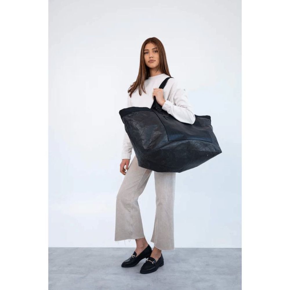 NWT Beis XL Tote Bag in Black - Picture 8 of 10